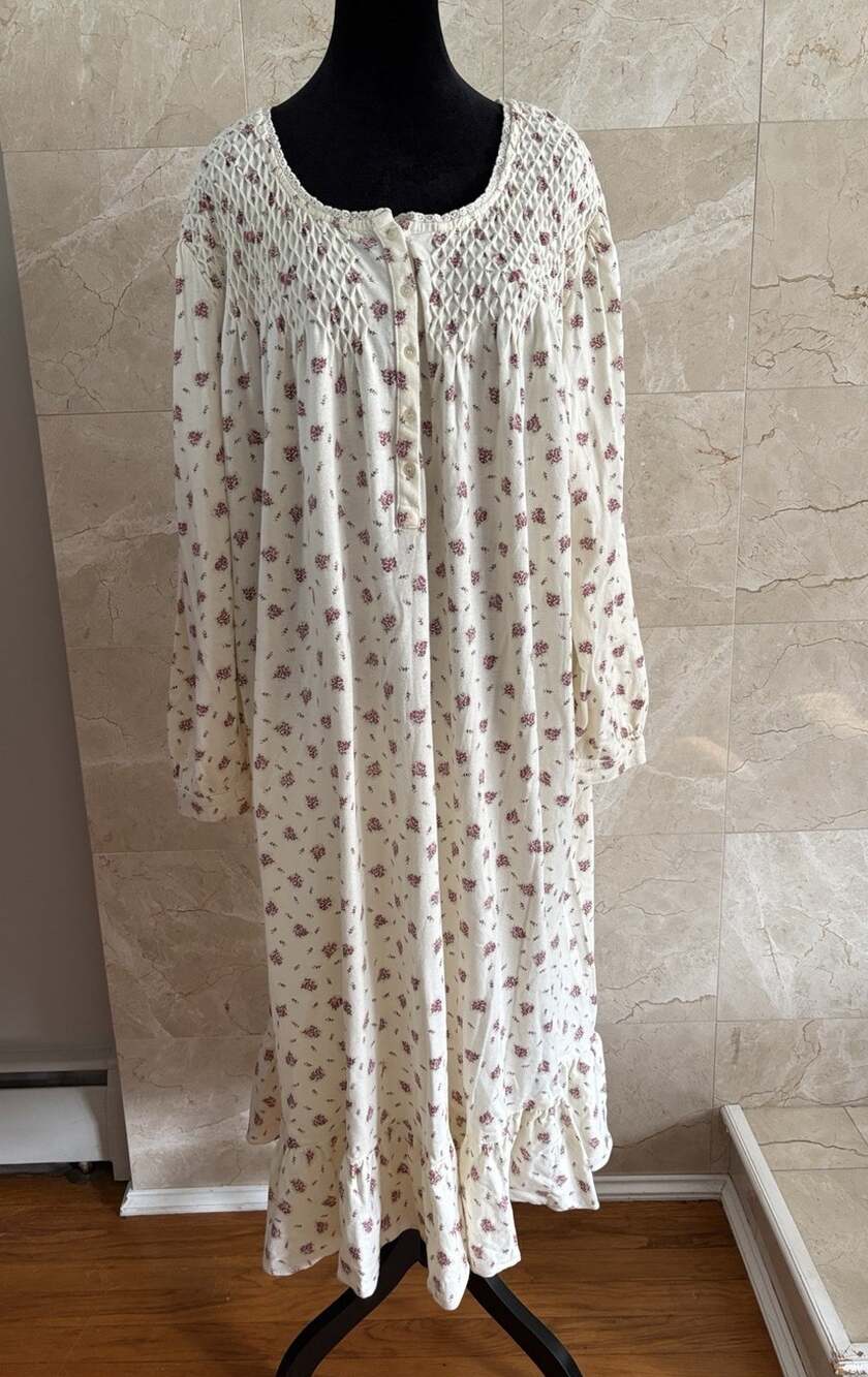VTG 80s Lilly Wicket Nightgown — XL Cotton Cottage Smocked Trad Wife Prairie